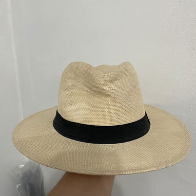 Sombrero - 2/3