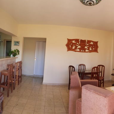 RENTO A 25 USD o Euros POR NOCHE - 6/8
