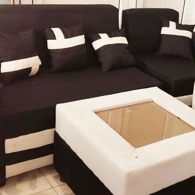 SE VENDE UN COMBO DE JUEGO DE SALA Y DE COMEDOR PARA UN APTO PEQUEÑO - Img 123846587
