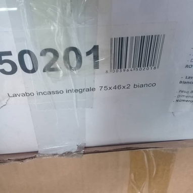 Mueble de baño con lavamanos y espejo - 2/3