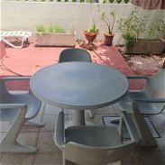Vendo juego de mesa y sillas - Img 45660118