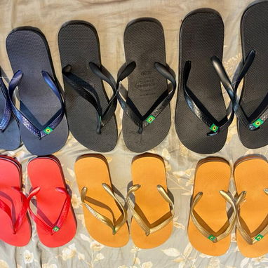Chancletas estilo hawaiana, de muy buena calidad, nada de esponja - Img 116422601