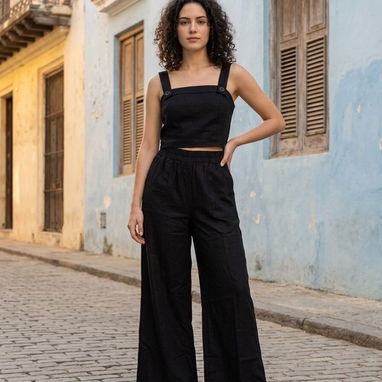 Conjuntos hermosos de blusa y pantaloneta de mujer - Img 122029489