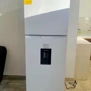 REFRIGERADOR PREMIUM 11.7 PIES CON DISPENSADOR - Img 55364680