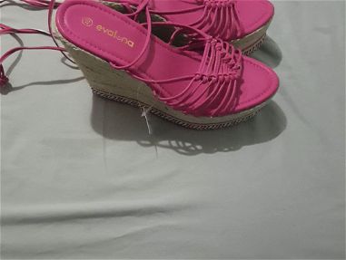 Se venden zapatos de mujer del 37 al 41 52661331 - Img 66574723