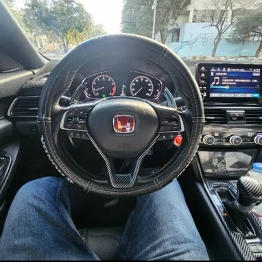 Se vende honda accord nuevo completo,huele a nuevo todavia,gomas nuevas pintura de fabrica nueva sin detalle,musica bos - Img 123676761