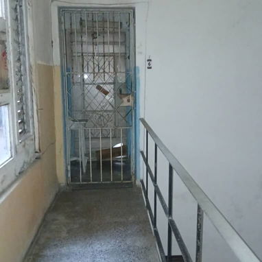 Vendo apartamento en la habana vieja de 2/4. - Img 119724344