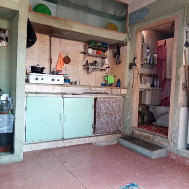 *REBAJADO A $7500usd. SIN AJUSTE. En venta casa biplanta interior (PLANTA ALTA) en Playa.. a 3 cuadras de 31 y 42. - Img 123583715