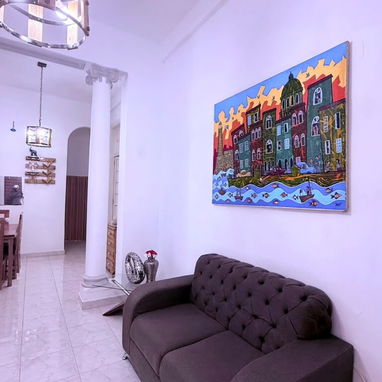 Ref # 85. Ofertaa casa semi independiente en excelente zona de Playa con posibilidad de carporshe. - 3/10