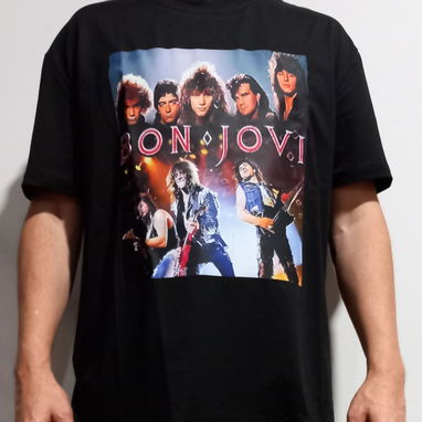 PULLOVER DE ROCK, DIFERENTES BANDAS (TALLA M) - Img 101811759