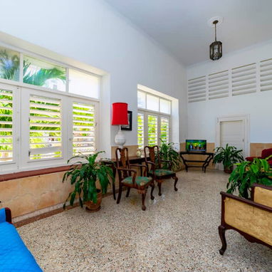 📱 Apartamento Boutique de Estilo Capitalista en el Corazón de la Ciudad - Img 116114790