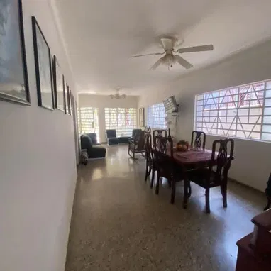 Vendo casa con piscina en Playa precio negociable - Img 123256593