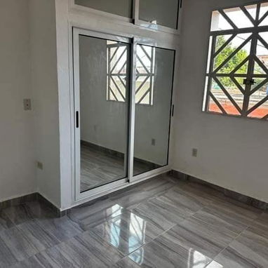 Closet - Img 119047040