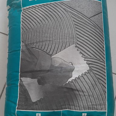 Cemento alemán, de cola y blanco - 2/2