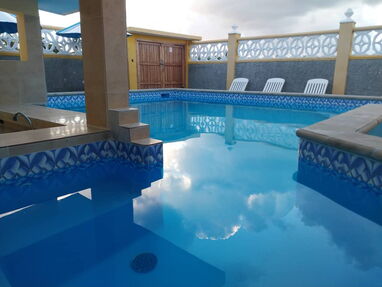 Casa con piscina en la playa de Guanabo. Whatssap 5 295 94 40 - Img 65470886
