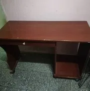 Vendo mesa de escritorio 10000 cup 59170717 - Img 50239504