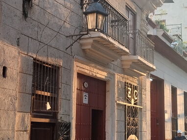 Vendo apartamento colonial en Habana Vieja - Img 62912932