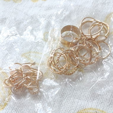 Bisutería bbb cadenas, aretes, anillos... - Img 119409015