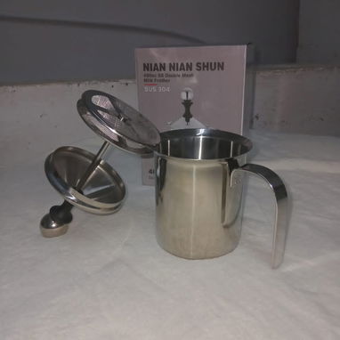 Wa.me/*5358296067 ☕ *ESPUMADOR DE LECHE MANUAL 400 ML (ACERO INOXIDABLE)* 💰 *Precio: 10 USD* 🛡️ *Garantía: 7 días* - 2/2