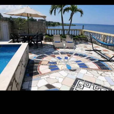 Renta de casa con piscina con vista al mar. Alquiler de casa con piscina en Playa. - Img 120960483