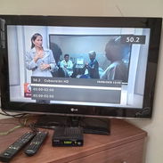 Televisor 32 LCD con cajita decodificadora externa - Img 57778870
