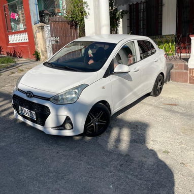 Vendo Hyunday gran i10 automático 2019 pintura de fabrica - Img 120367173