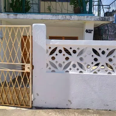Se vende casa en Guanabo buena zona Habana del Este - Img 122875383