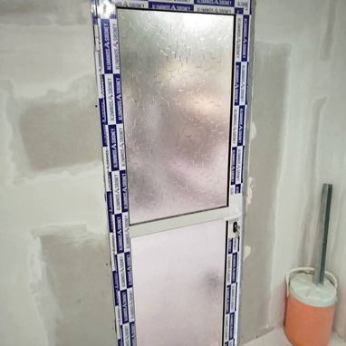 Marqueteria de aluminio y cristal - Img 121925446