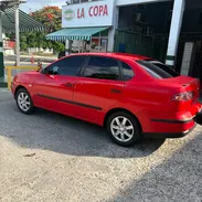 Rento 80 USD el día mínimo 5 días el carro es mecánico residentes en el exterior - Img 56844614