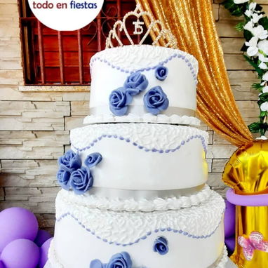 Tus 1️⃣5️⃣ Años👸. . Cuéntanos cómo lo soñaste 👌y nos encargaremos💪 que cada detalle sea igual - Img 123036610