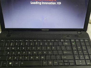 Lapto Toshiba de uso todo perfecto - Img 67632649