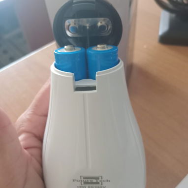 Bombillo E27 Recargable 15W USB-C Carga 3-4h Gancho Incluido VPT# - Img 127621750