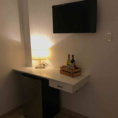 SE RENTAN HABITACIONES EN HOSTAL CERCA DEL HABANA LIBRE. 53880216 - Img 110821990