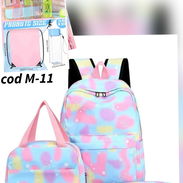Conjunto de varios colores con pomo de regalo - Img 55661467