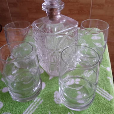 De todo en cristalería y vajilla. Precios económicos con ajuste según su compra. Tel. 53308332 - Img 125593838