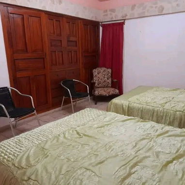 🏠 Renta de Casa En La Playa De Guanabo.🏖️ Ubicada a 1 cuadra y media de la playa. 📱Reservas: +5355284821 - Img 120820779