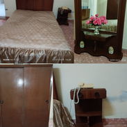 Juego de cuarto de caoba se vende junto o por separado - Img 55387607