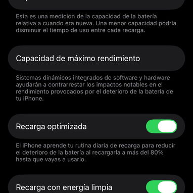Vendo o cambio por mayor y vuelto IPHONE 13🤍  Libre de fábrica   Batería en 80%  Face ID y True Tone Ok   Lo doy con co - Img 124385999