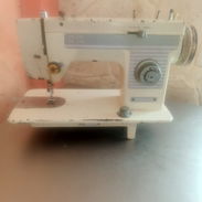 Máquina de coser Deluxe de zip zap - Img 55401378