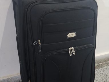 ✈️Viaje cómodo y seguro compre buenas maletas de 10,23 y 32 kg nuevas, excelente calidad!!!✈️✈️53613000 - Img main-image-44615232