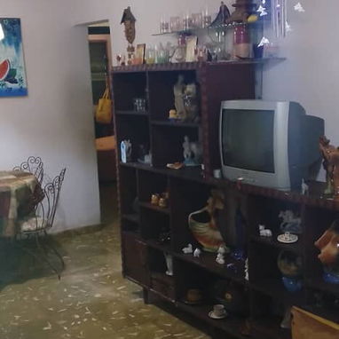 Se vende apto de 2 cuartos,2 balcones,baño, sala saleta, cocina,3 piso en Fontanar Abel Santamaría boyero. - Img 119381032