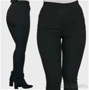 Pantalon de mujer negro tipo licra elastizado ideal para trabajar en gastronomía 52465450 - Img 43852089