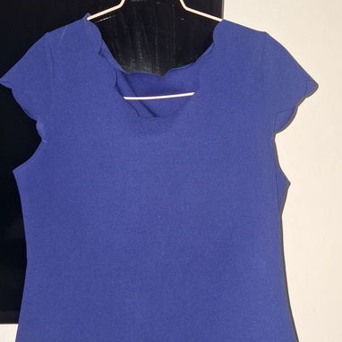 Blusas de mujer talla M como nuevas. 1000 cup cada una. Vedado no tengo mensajería 53614857 - 2/2