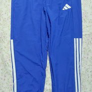 Mono Adidas Original parte de abajo (NUEVO TALLA L) (SOY DEL VEDADO) - Img 57390815