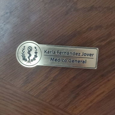 Cuños y Gafetes Personalizados a su Gusto - Img 124430989