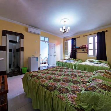 COD.Z 📍 Renta Disponible en Trinidad | Hostal de 7 Habitaciones con Split y Minibar🍹 - 2/10