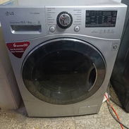 Vendo lavadora automática LG secado al vapor de uso - Img 55796225