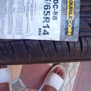 Goma de carro 185/65R14 - Img 56694996