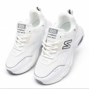 Tenis deportivos unisex - Img 56538389