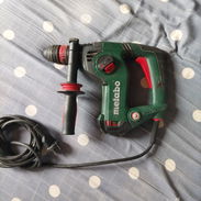 Metabo. Taladro chipijama de uso. sds plus. 220 volt. 800 watts. 80 USD - Img 58253867